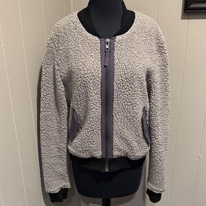 B34 Marrakech Women’s Medium Elegant Gray Teddy Jacket Full Zip Up